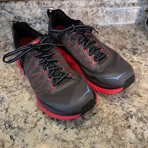 Hoka One Challenger ATR 4 size 9.5
